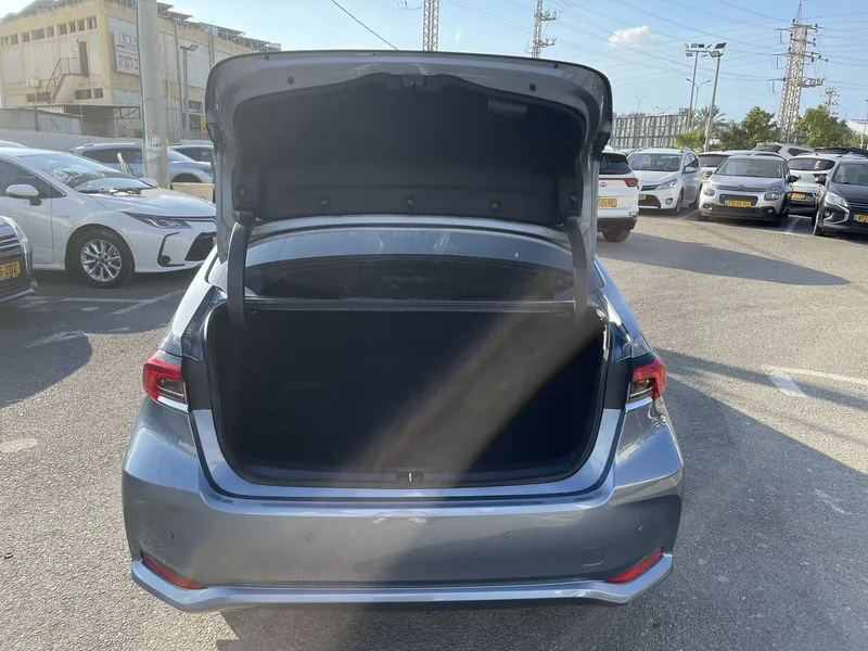 Toyota Corolla с пробегом, 2020
