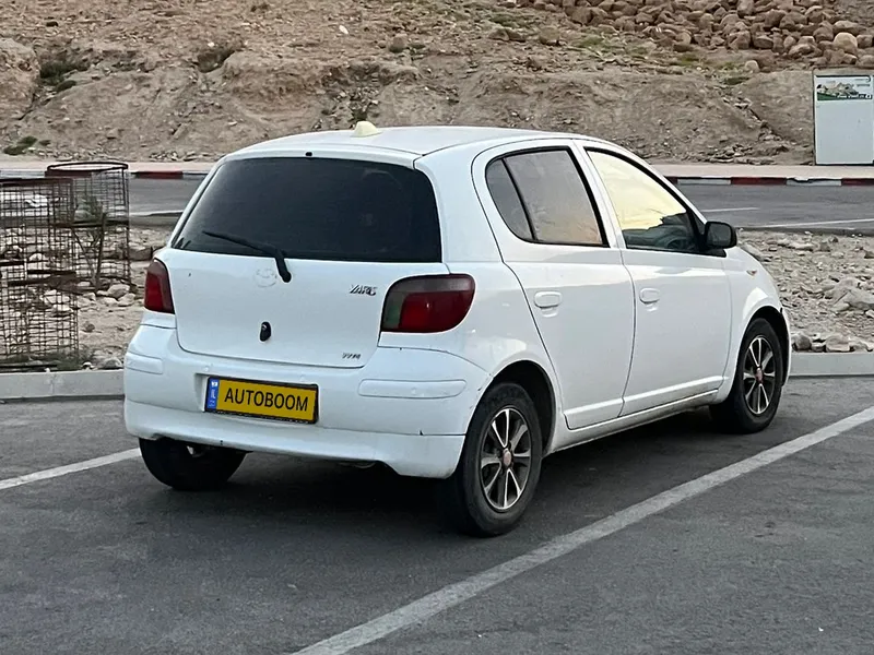 Toyota Yaris с пробегом, 2004, частная