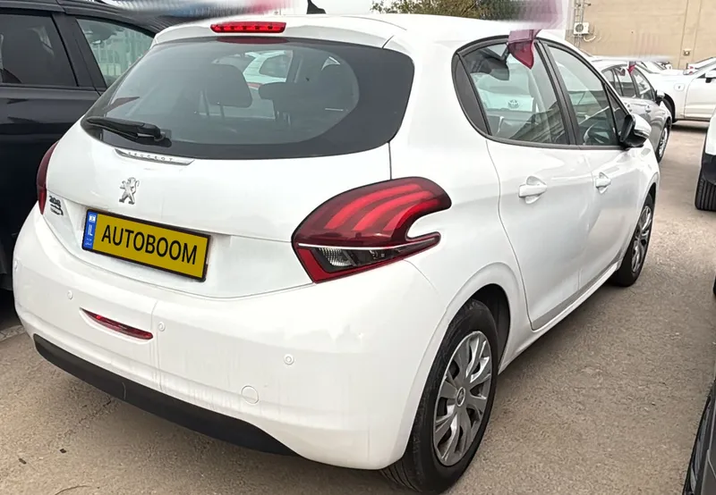 Peugeot 208 2ème main, 2021, privée