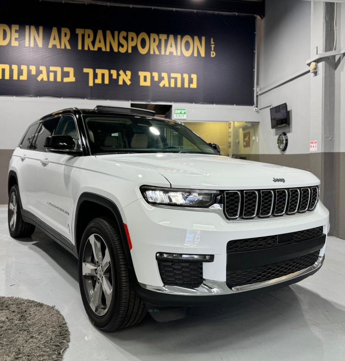 ג'יפ גרנד צ'ירוקי רכב חדש, 2022
