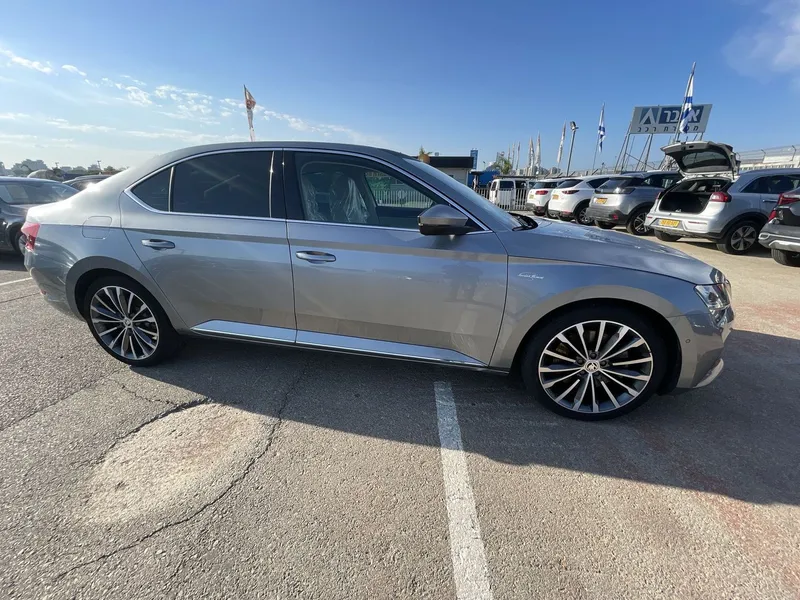 Skoda Superb 2nd hand, 2020, private hand