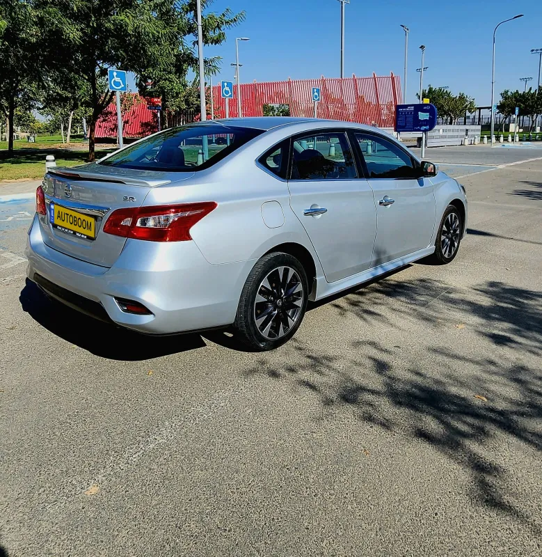 Nissan Sentra 2ème main, 2018