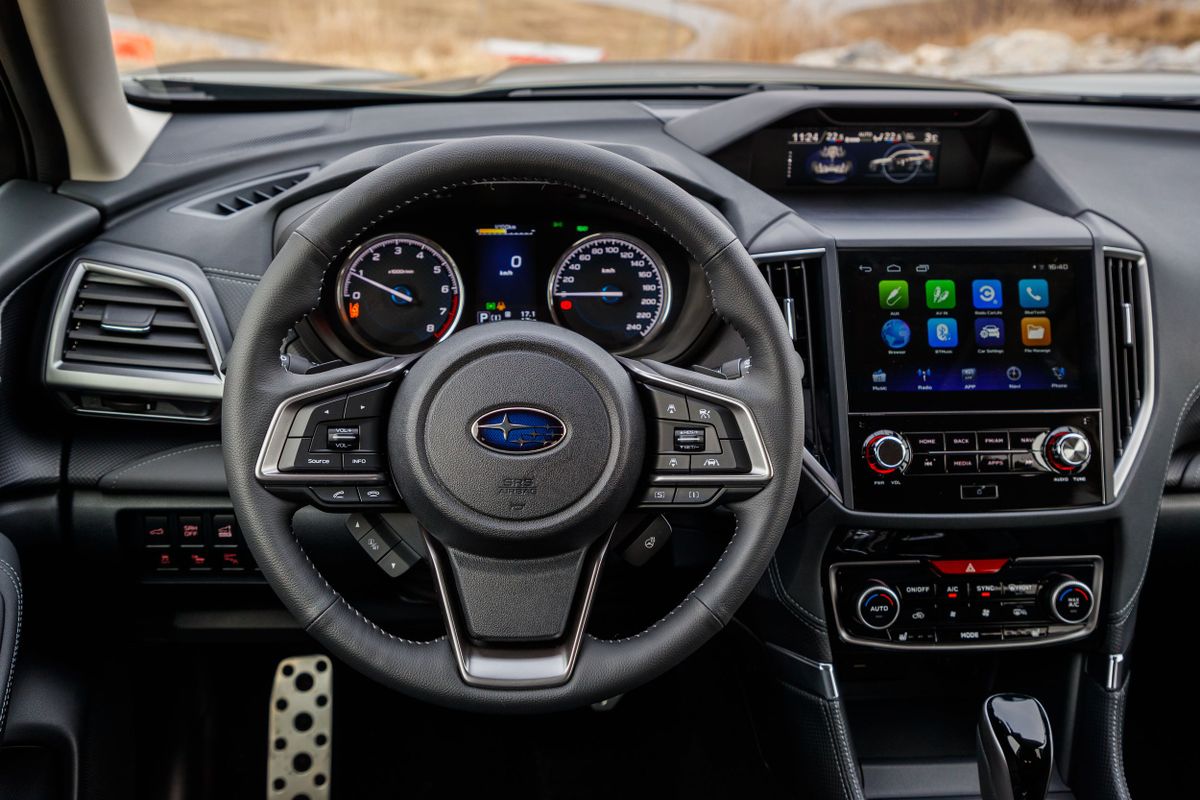 Subaru Forester 2018. Dashboard. SUV 5-doors, 5 generation