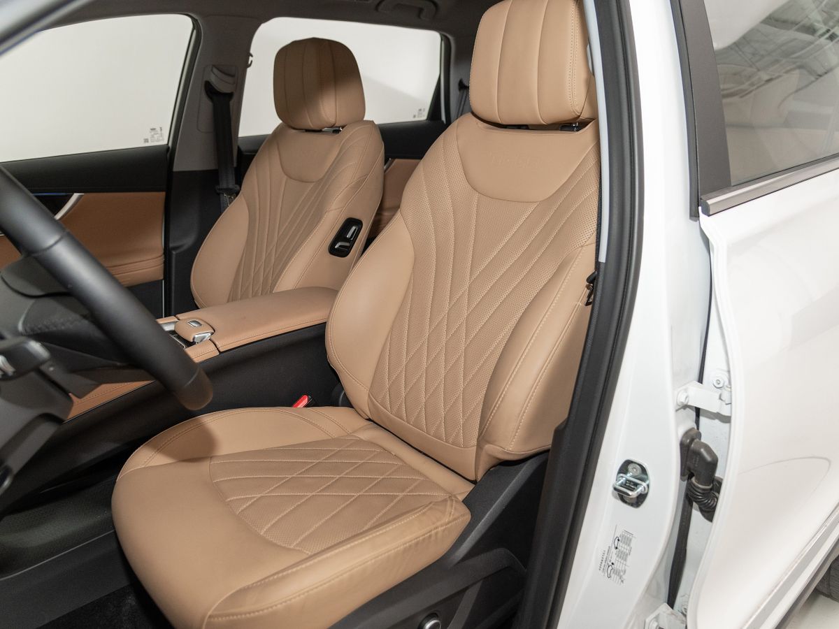 Chery Tiggo 8 Pro 2024. Передние сидения. Внедорожник 5 дв., 1 поколение, рестайлинг