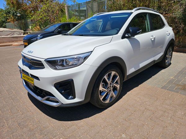 Kia Stonic с пробегом, 2023, частная рука