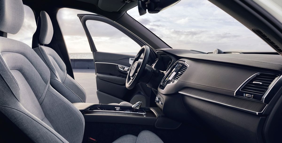 Volvo XC90 2019. Siéges avants. VUS 5-portes, 2 génération, restyling