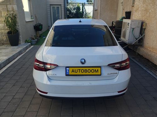 Skoda Superb с пробегом, 2019, частная рука