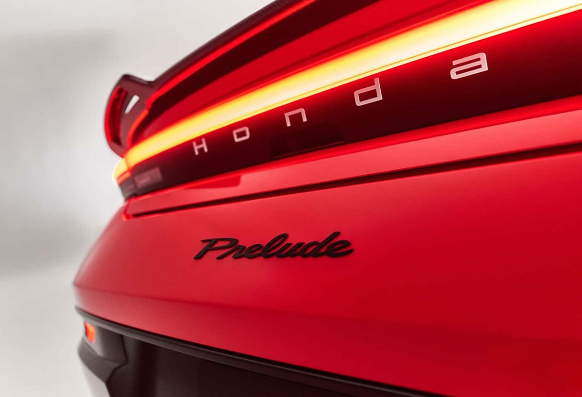 Honda Prelude. Задние фонари.