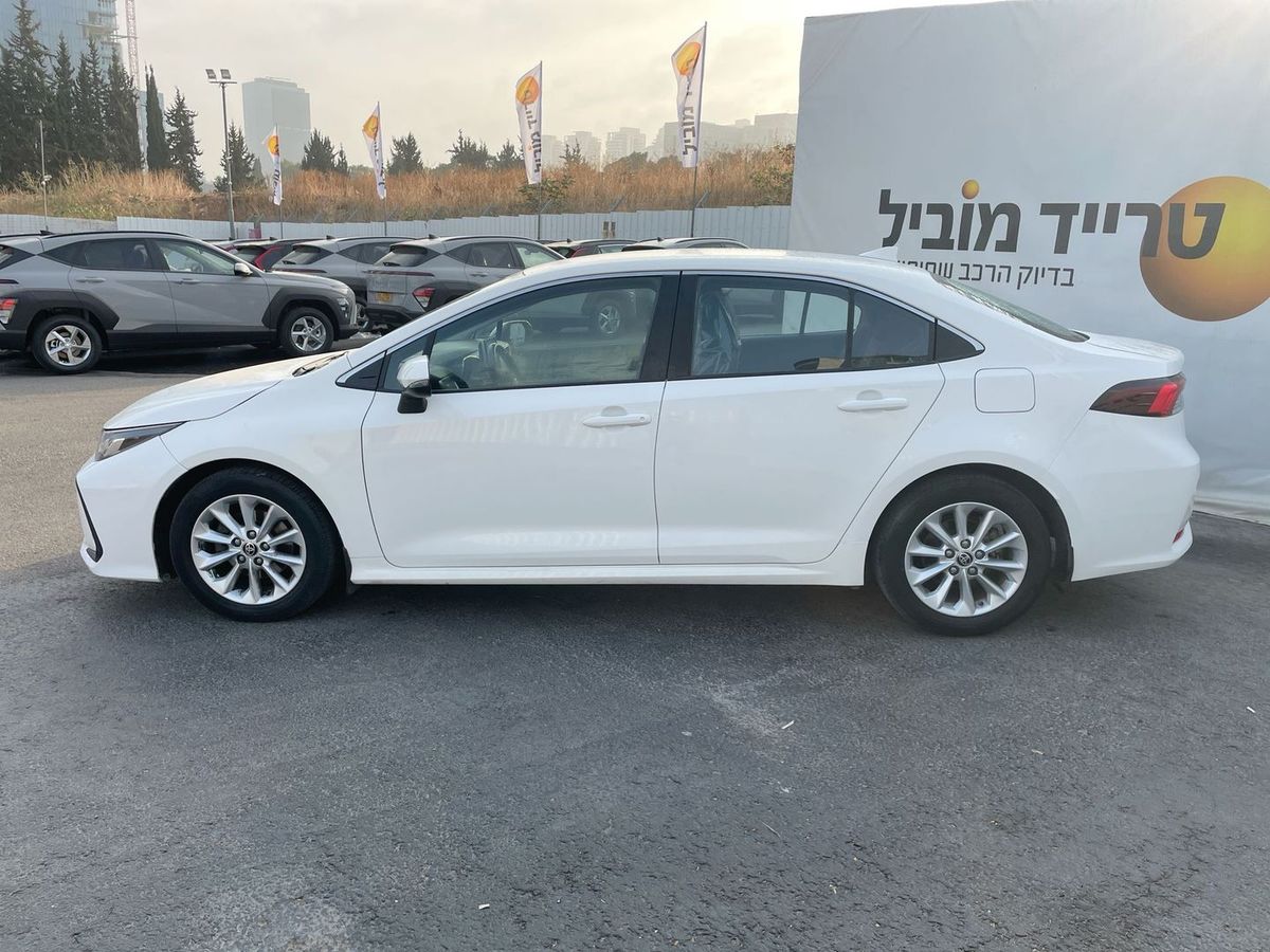 Toyota Corolla 2nd hand, 2022