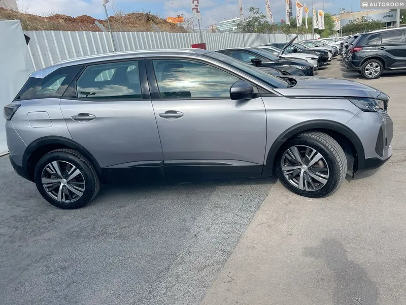Peugeot 3008 2nd hand, 2021