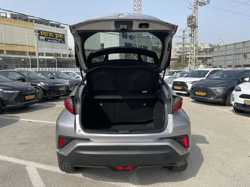 Toyota C-HR с пробегом, 2020, частная рука