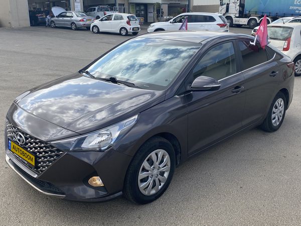 Hyundai Accent с пробегом, 2021, частная рука