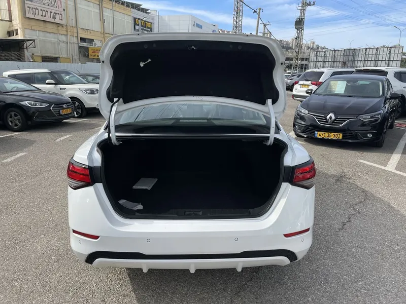 Nissan Sentra 2ème main, 2021