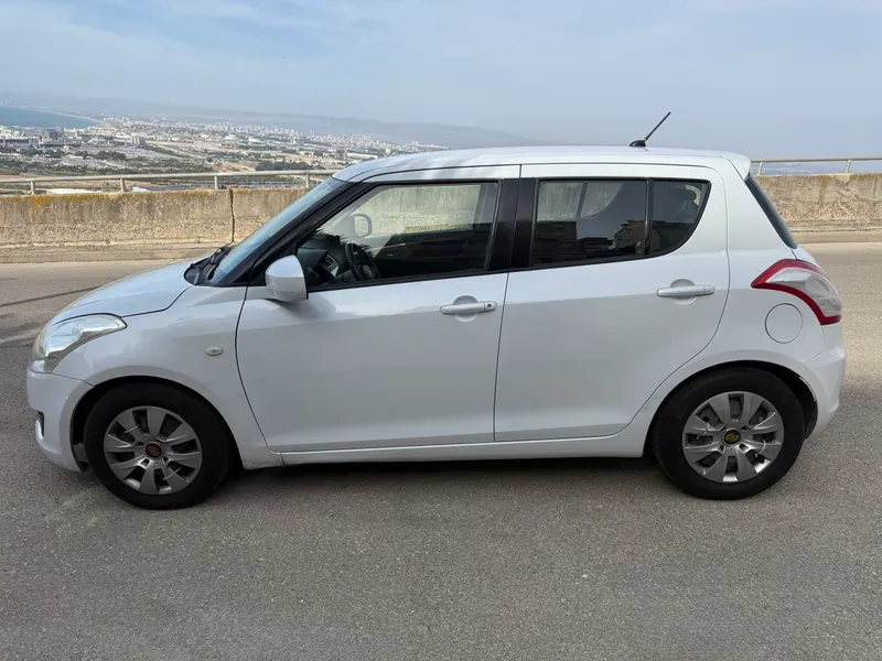 Suzuki Swift 2nd hand, 2013, private hand