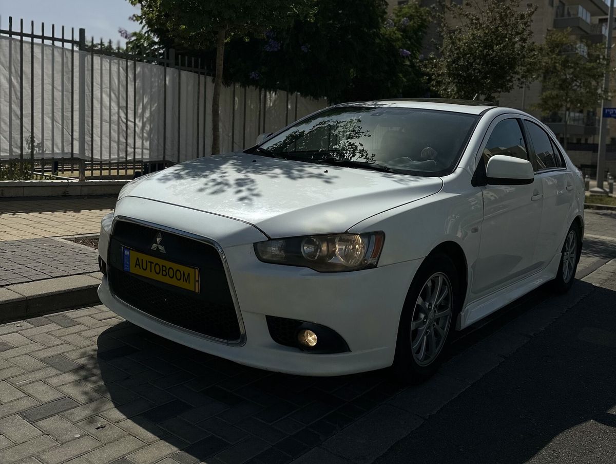 Mitsubishi Lancer 2nd hand, 2014, private hand