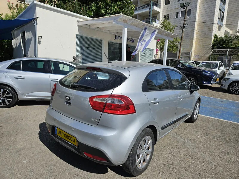 Kia Rio 2nd hand, 2013, private hand