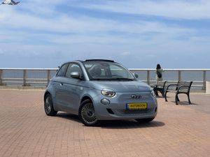 Fiat 500, 2021, photo