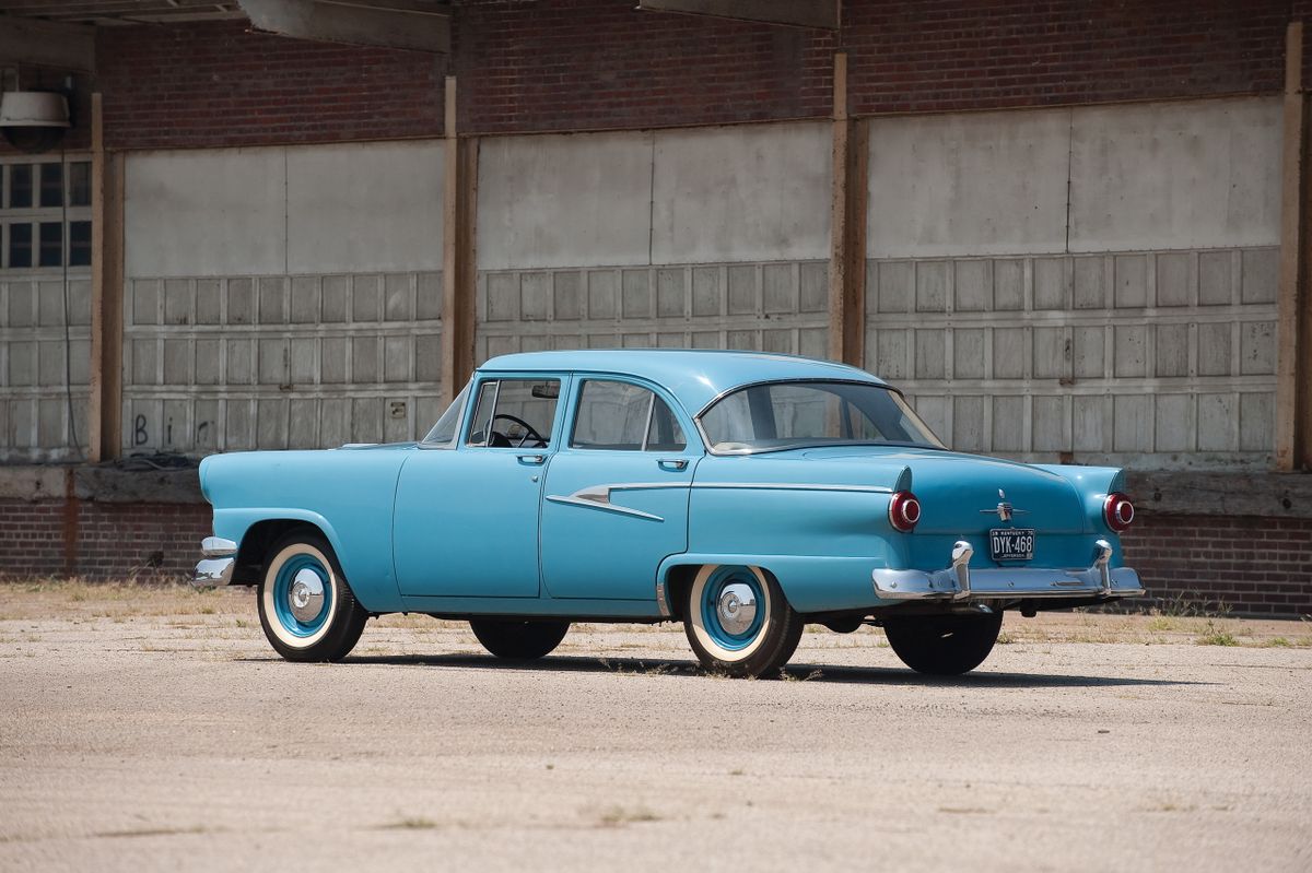 Ford Mainline 1952. Carrosserie, extérieur. Berline, 1 génération