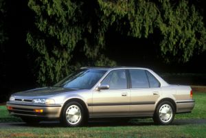 Honda Accord (USA) 1991. Carrosserie, extérieur. Berline, 4 génération, restyling