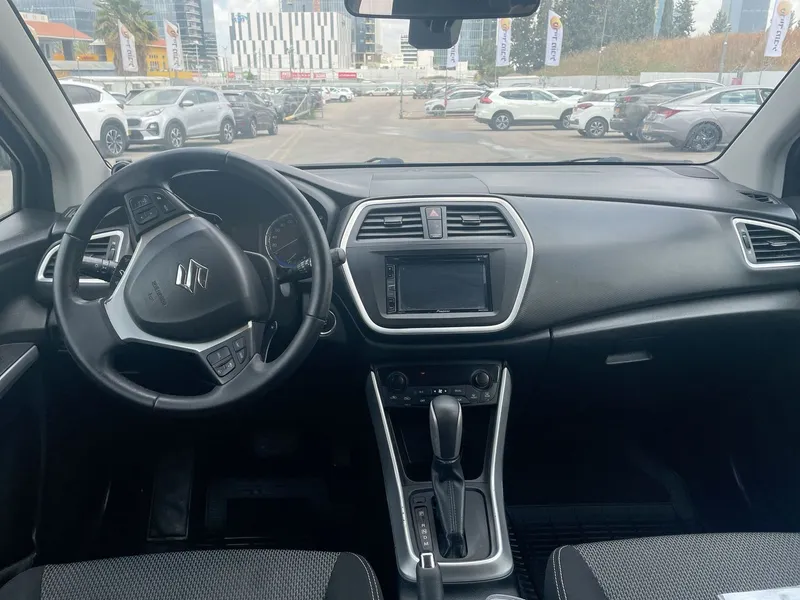 סוזוקי SX4 יד 2 רכב, 2015, פרטי