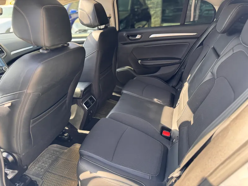 Renault Megane 2nd hand, 2023, private hand