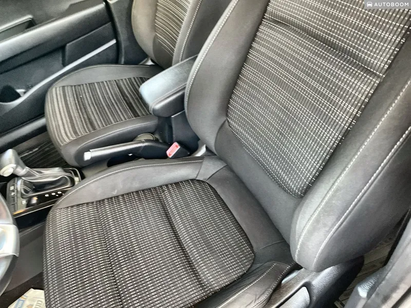 Kia Stonic 2nd hand, 2022