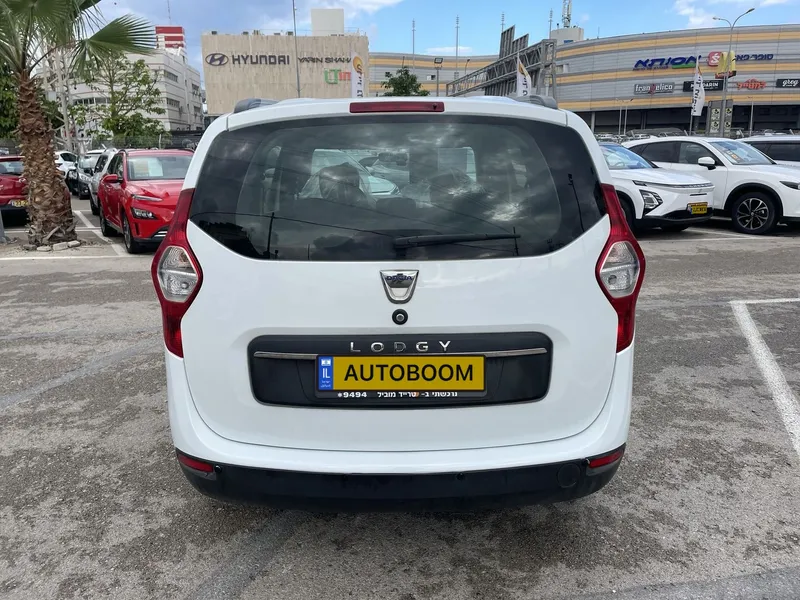Dacia Lodgy 2nd hand, 2021