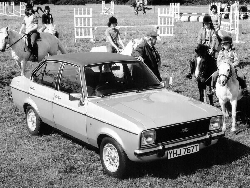 Ford Escort 1973. Carrosserie, extérieur. Berline, 2 génération