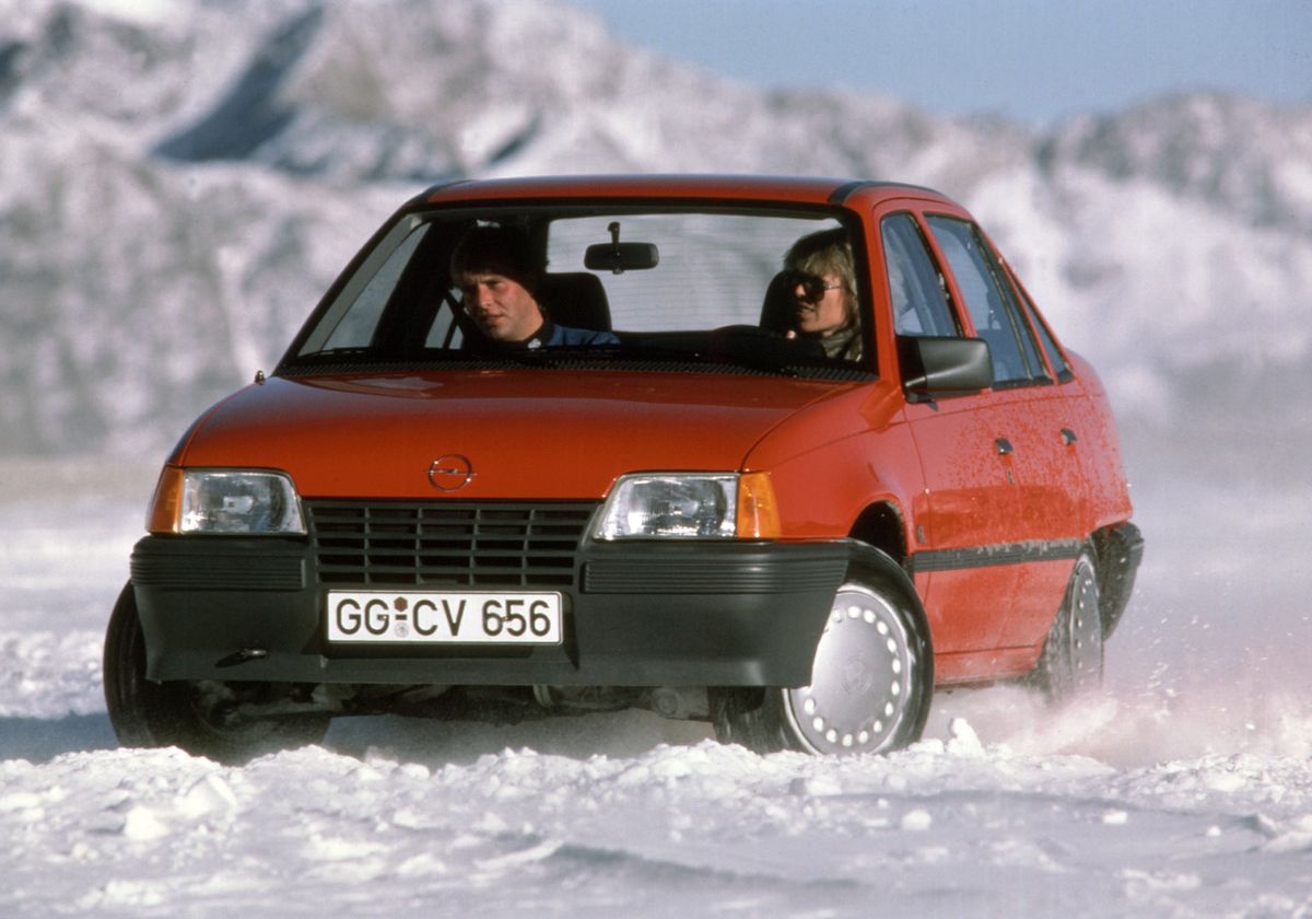 Vauxhall Astra 1984. Bodywork, Exterior. Sedan, 2 generation