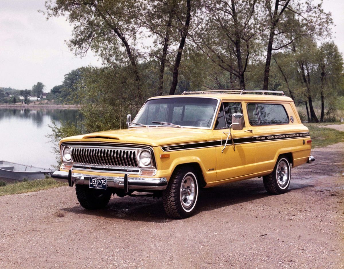 ג'יפ צ'ירוקי ‏1974. מרכב, צורה. רכב שטח 3 דלתות, 1 דור