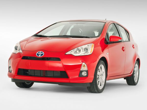 Toyota Prius C 2012. Carrosserie, extérieur. Hatchback 5-portes, 1 génération