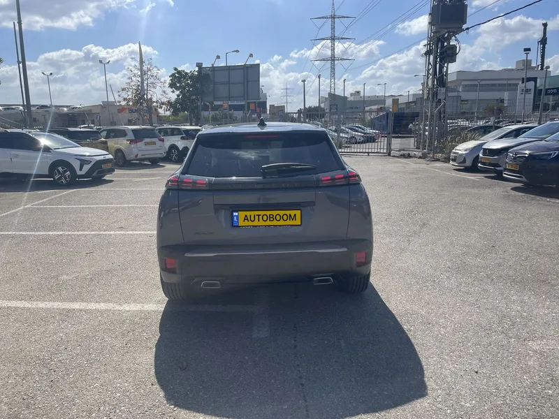 Peugeot 2008 с пробегом, 2024