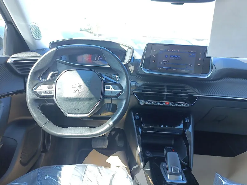 Peugeot 2008 с пробегом, 2022, частная рука