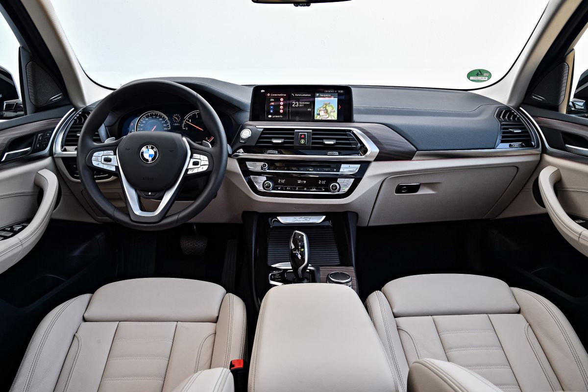 BMW X3 2017. Siéges avants. VUS 5-portes, 3 génération