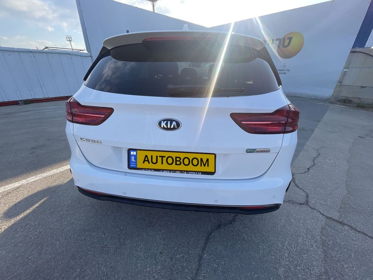 Kia Ceed с пробегом, 2021