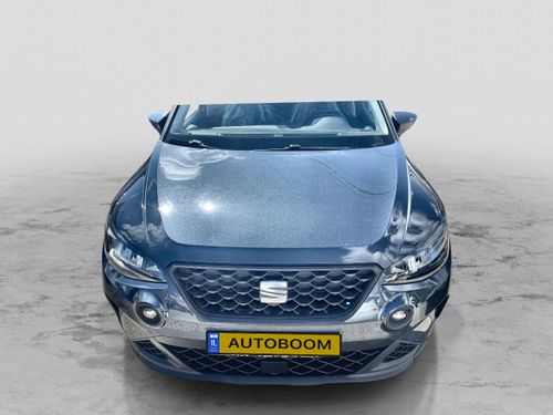SEAT Arona, 2022, photo