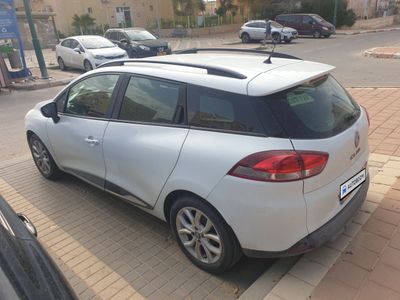 Renault Clio 2nd hand, 2017