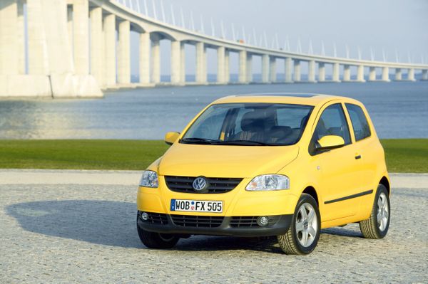 Volkswagen Fox 2003. Carrosserie, extérieur. Mini 3-portes, 1 génération