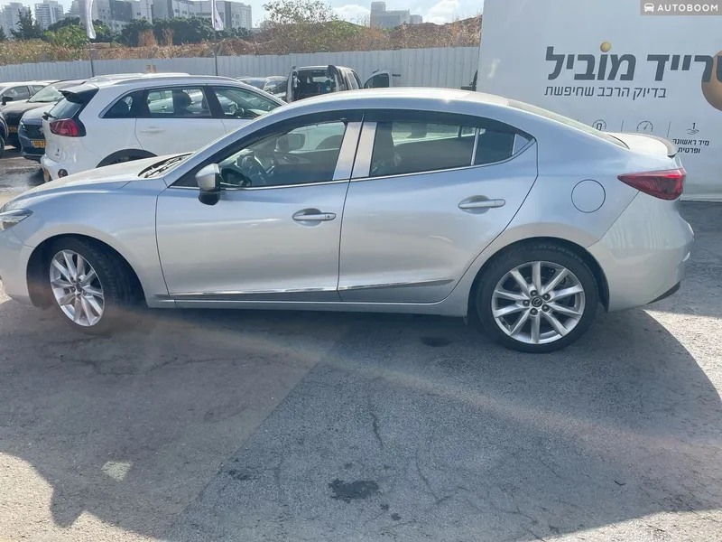 Mazda 3 с пробегом, 2019, частная