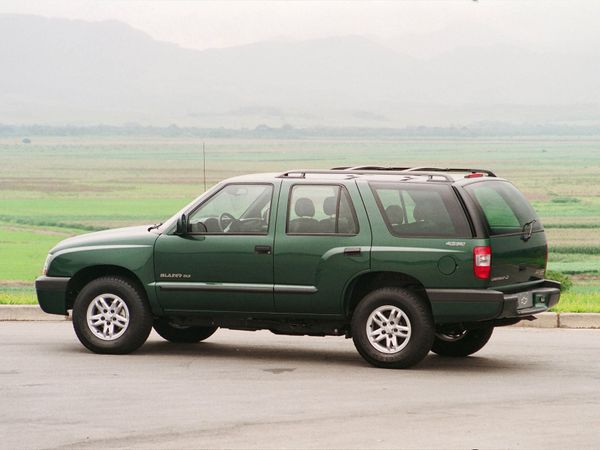 Chevrolet Blazer 1998. Carrosserie, extérieur. VUS 5-portes, 2 génération, restyling