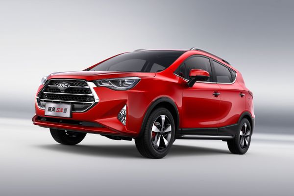 JAC S3 2016. الهيكل، المظهر الخارجي. هاتشباك ٥ أبواب, 1 الجيل، تحديث 1