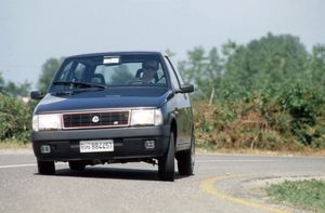 אוטוביאנקי Y10 ‏1989. מרכב, צורה. מיני 3 דלתות, 2 דור