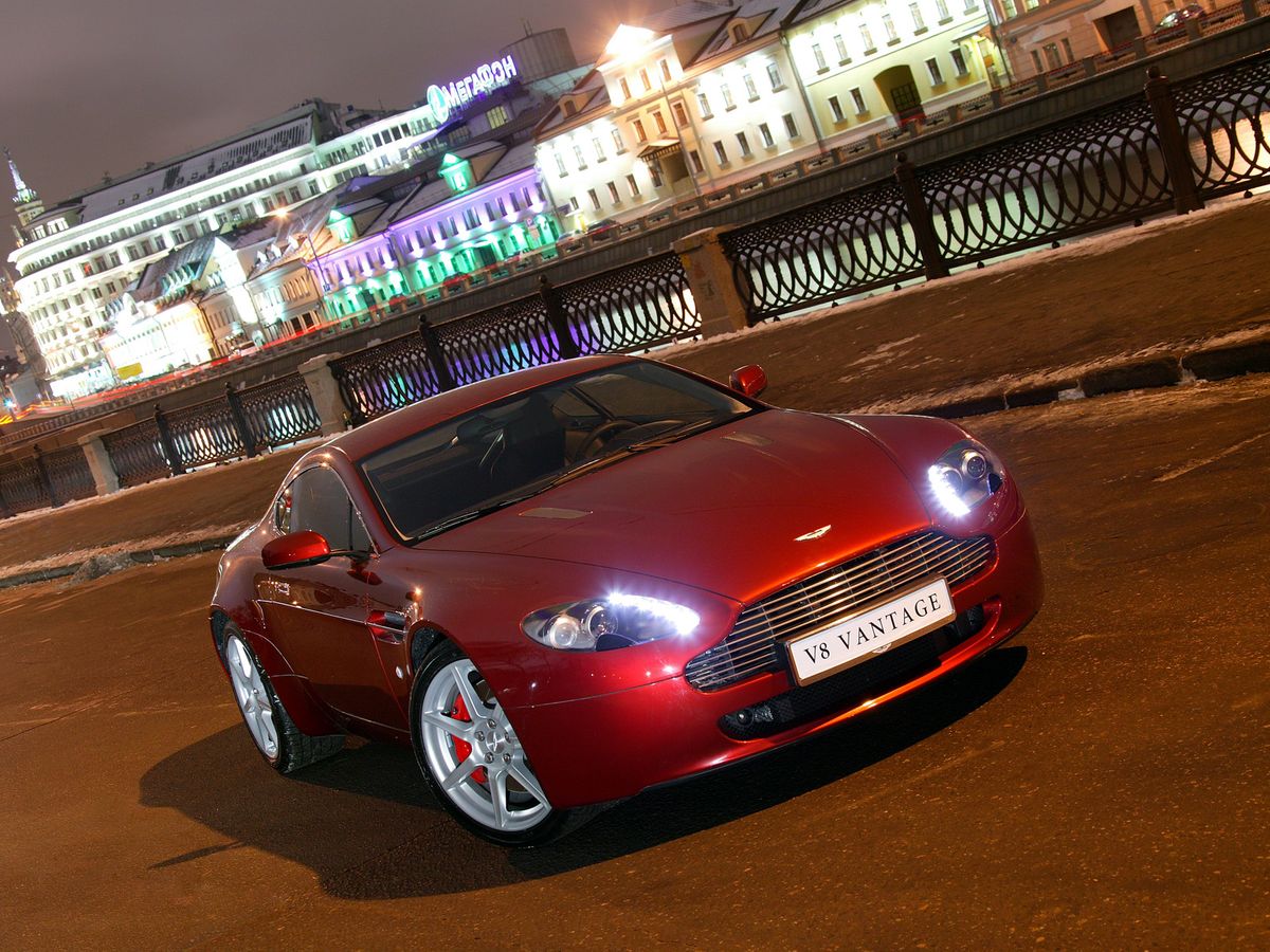 Aston Martin Vantage 2005. Carrosserie, extérieur. Coupé, 3 génération