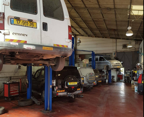 Garage Brothers Gas. صورة 1