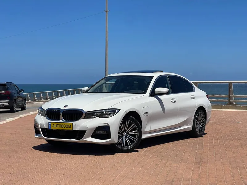 BMW 3 series 2ème main, 2022, main privée