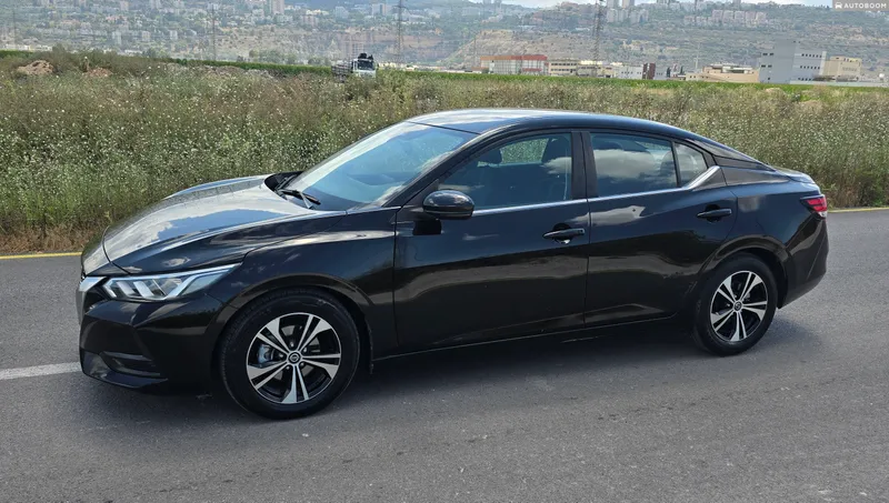 Nissan Sentra 2nd hand, 2022, private