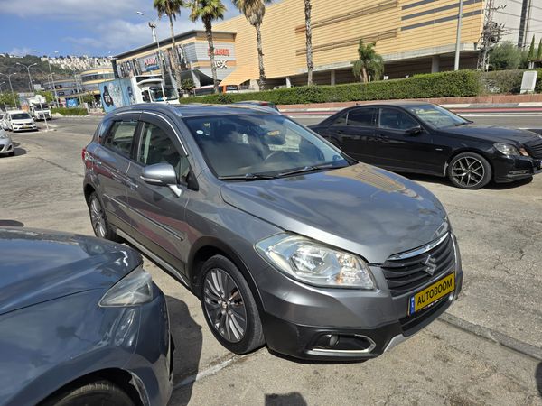 Suzuki SX4 2ème main, 2015