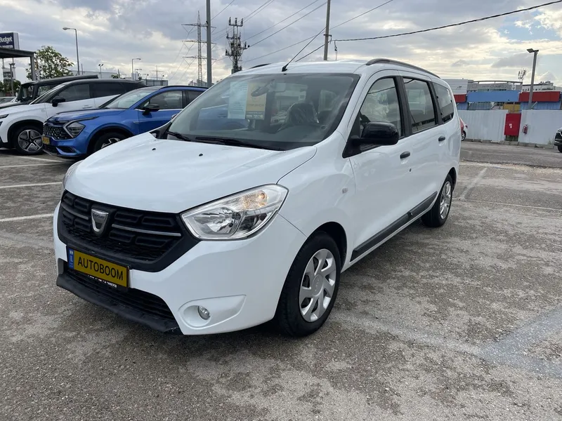Dacia Lodgy 2nd hand, 2021