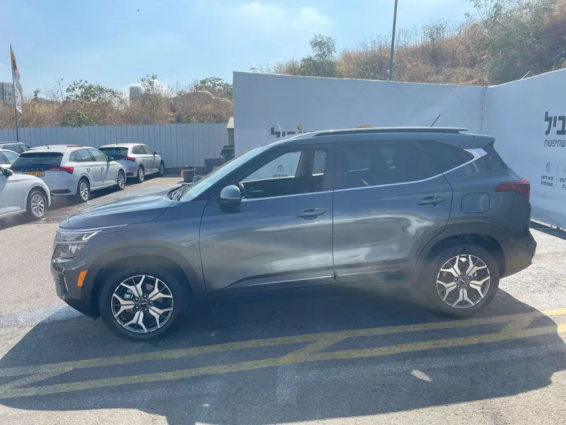 Kia Seltos 2nd hand, 2022, private hand