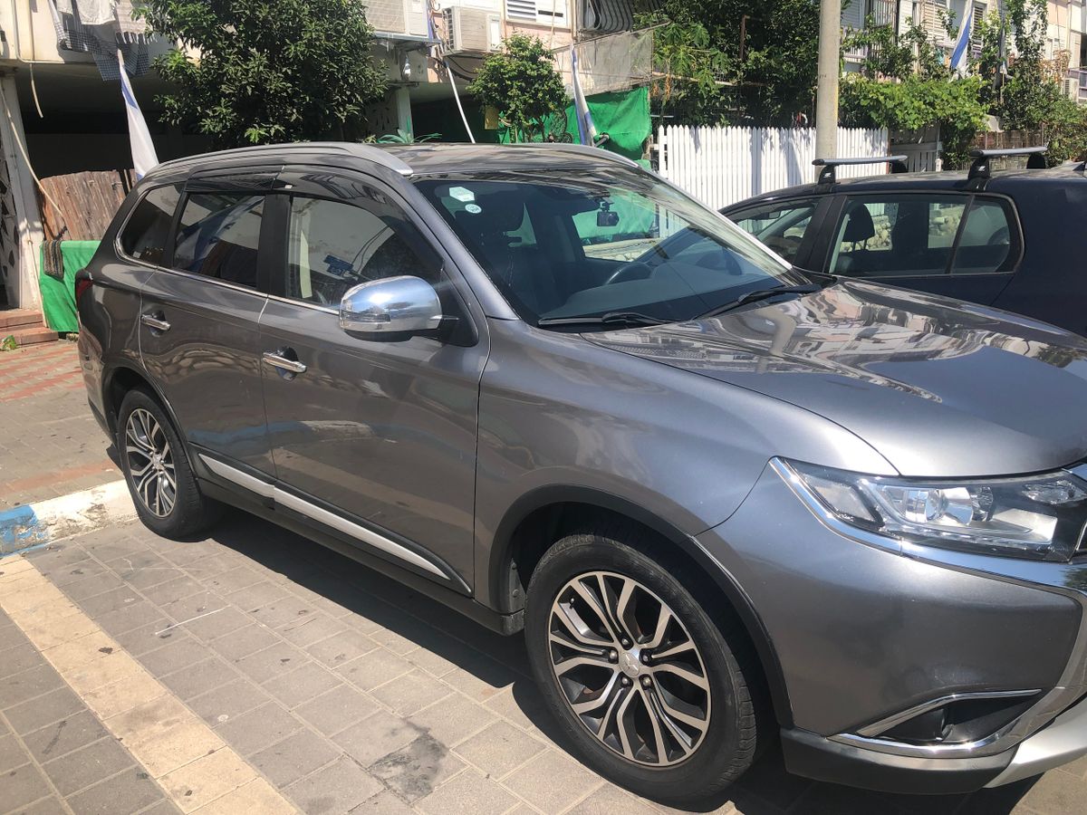 Mitsubishi Outlander с пробегом, 2018, частная рука